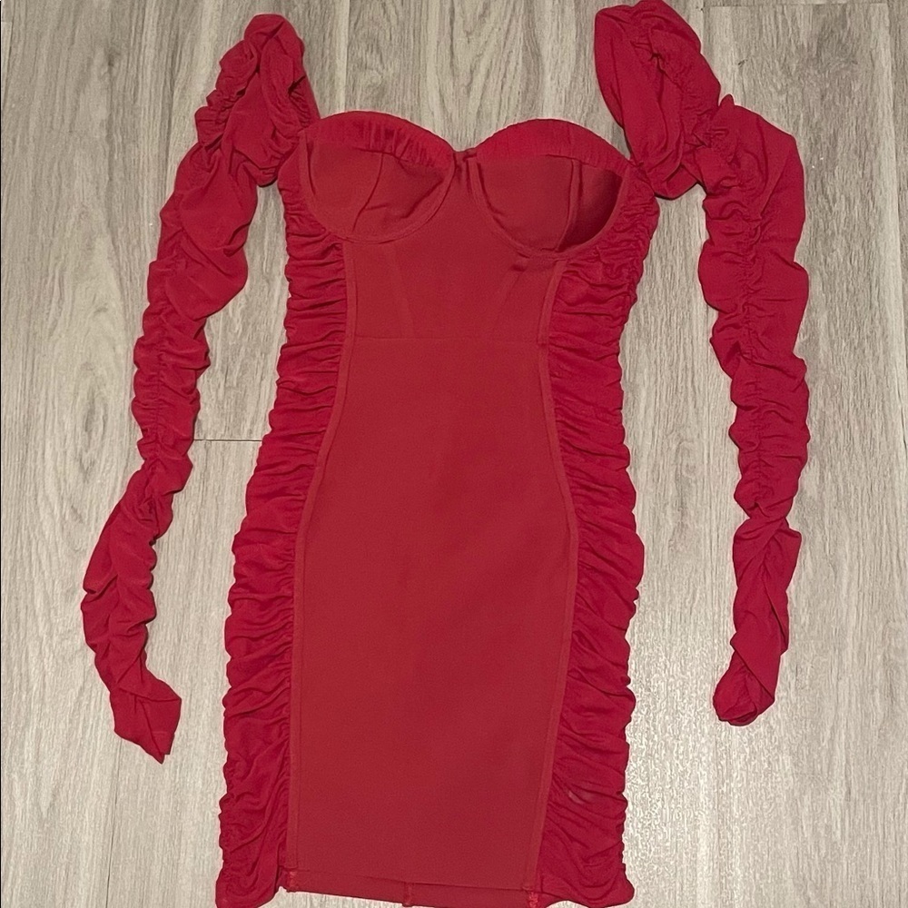 Red Ruched Dress. Size Large